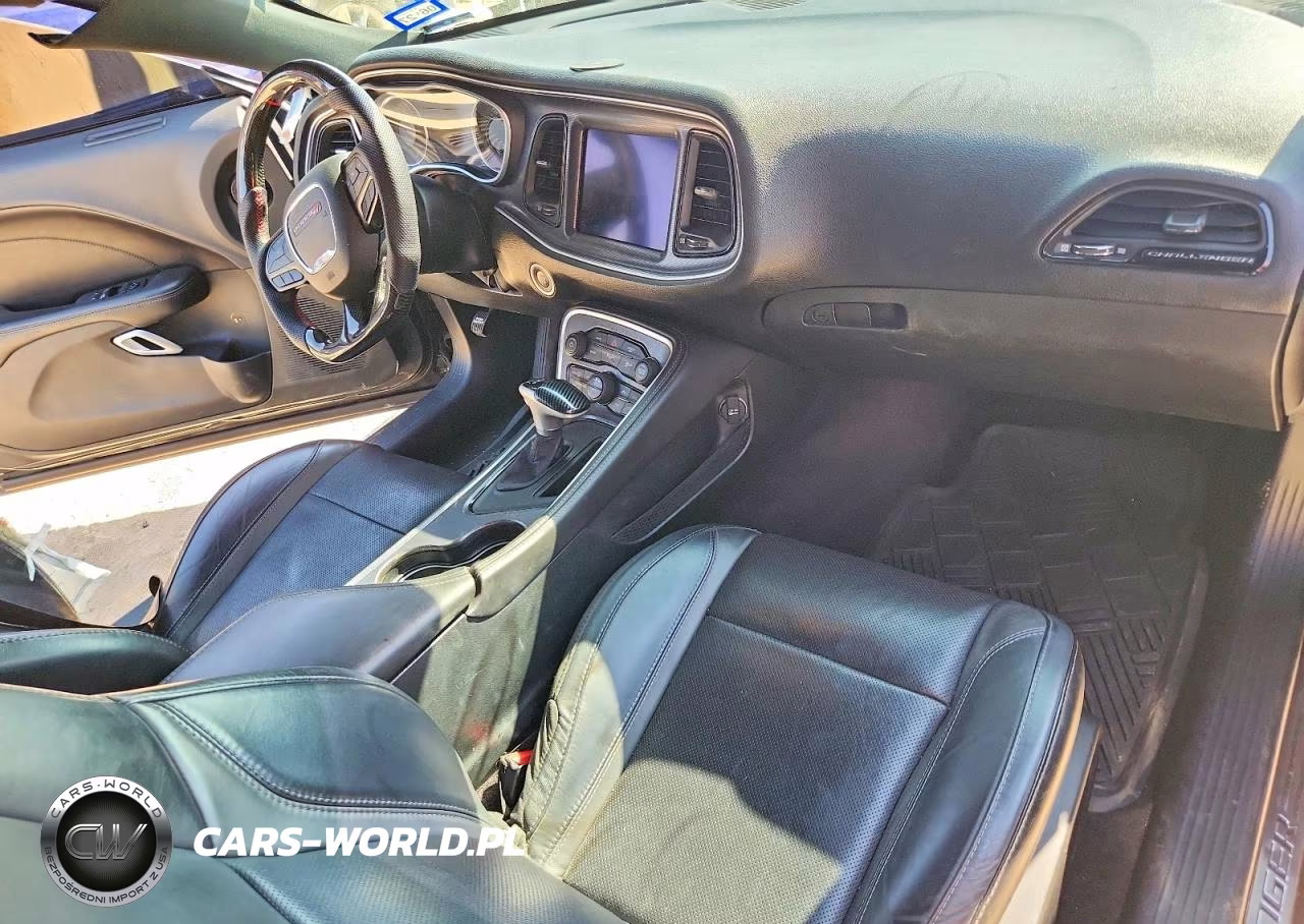 2018 Dodge Challenger Sxt VIN:2C3CDZAG1JH322150 - 8