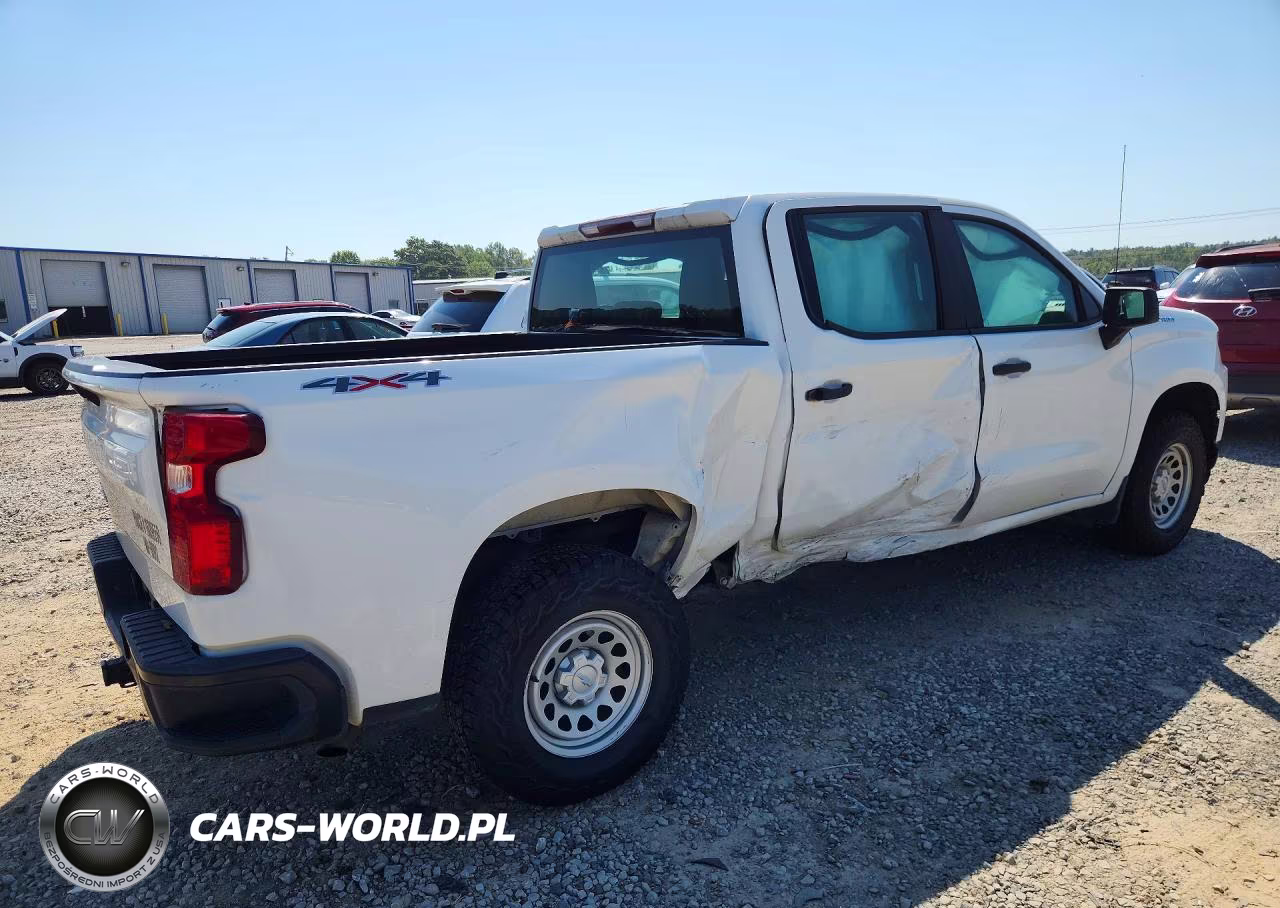 2021 Chevrolet Silverado K1500 VIN:1GCUYAEF4MZ371659 - 3