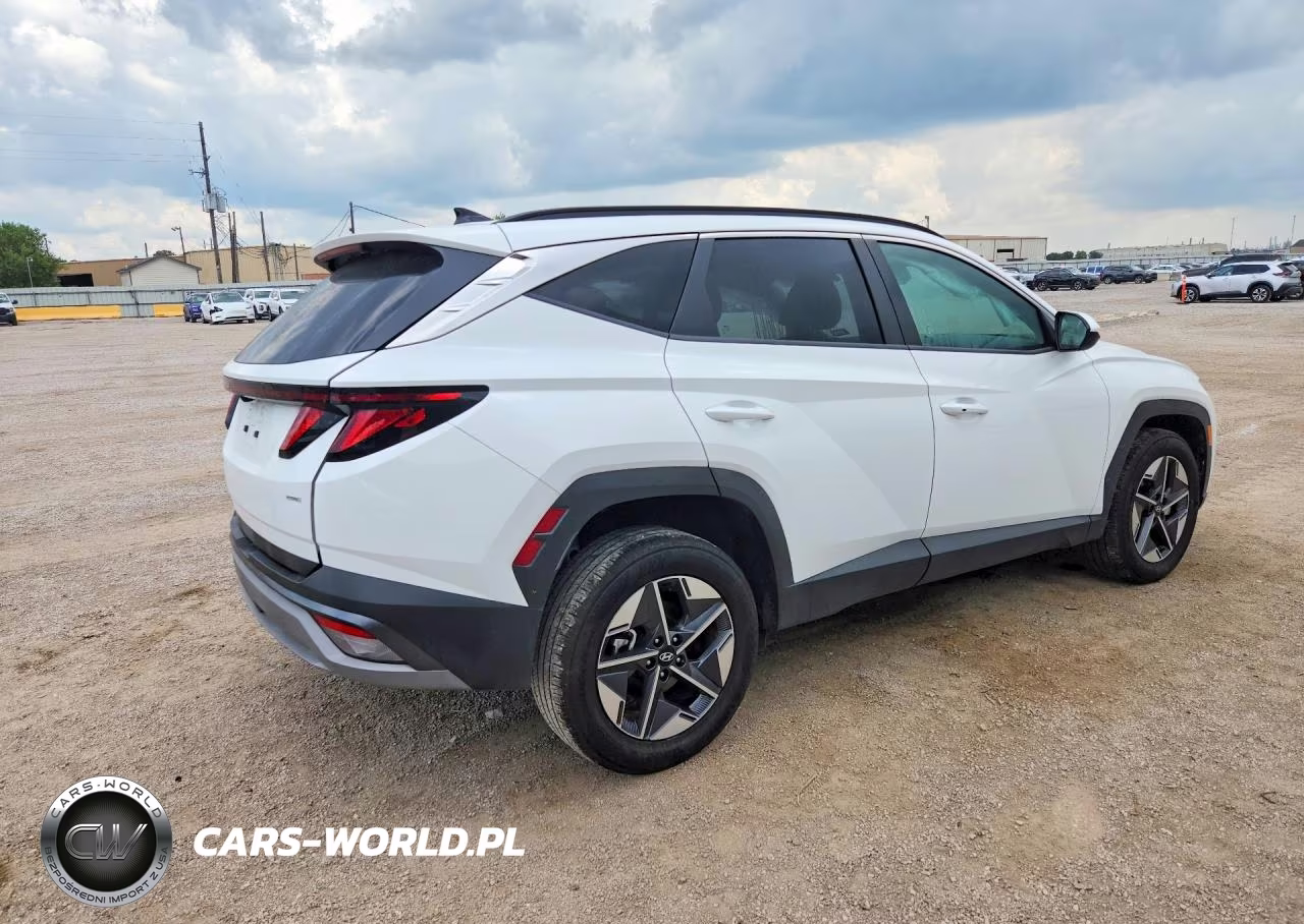 2026 Hyundai Tucson Sel VIN:5NMJBCDE6TH639817 - 3