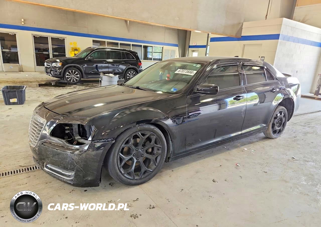2017 Chrysler 300 Limited