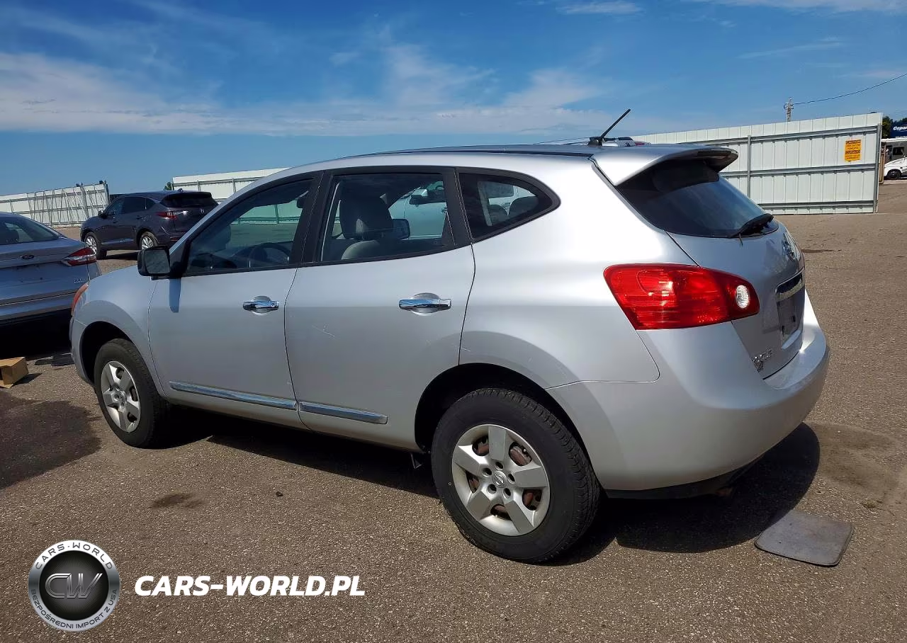 2013 Nissan Rogue S VIN:JN8AS5MV1DW612975 - 2