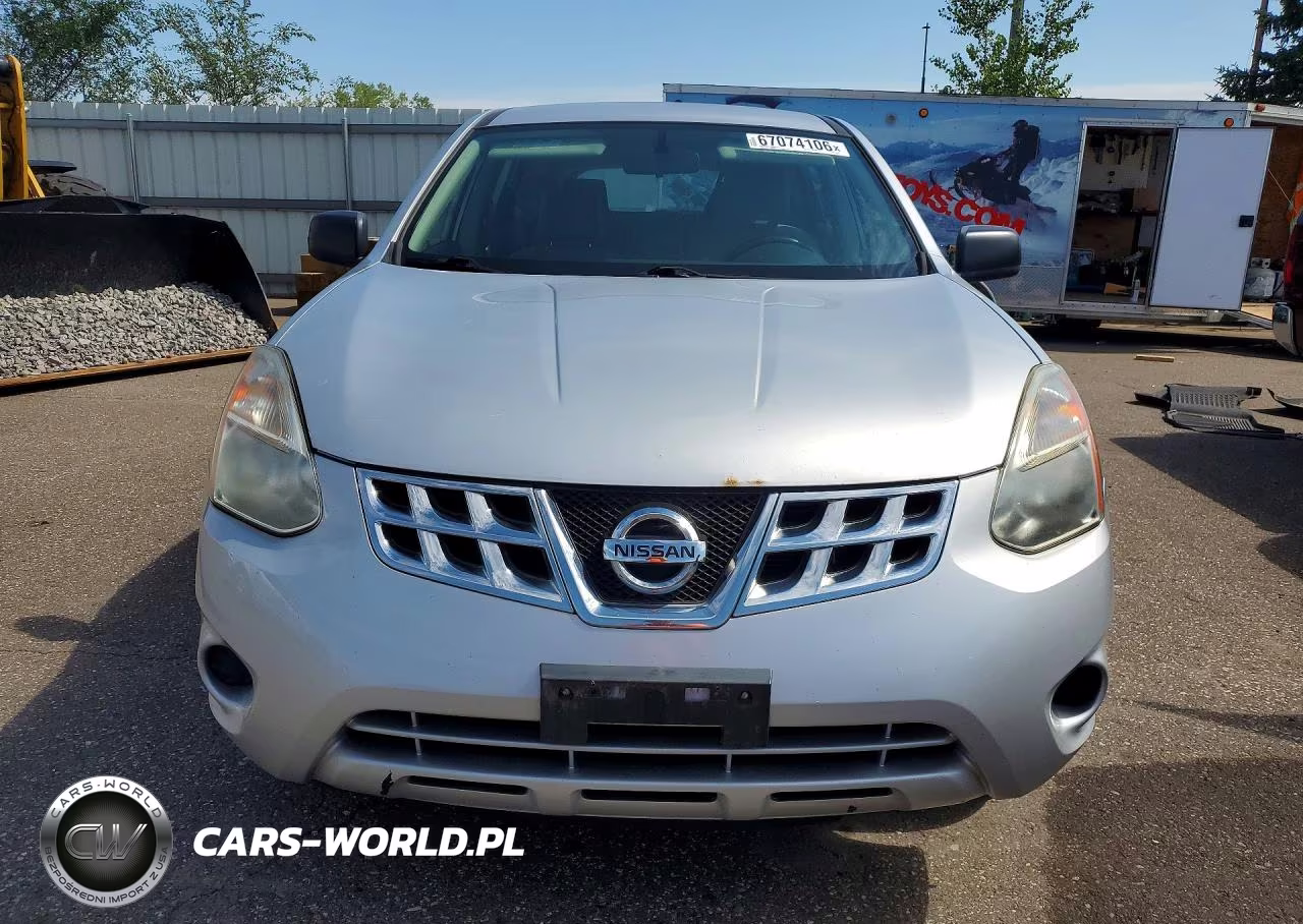 2013 Nissan Rogue S VIN:JN8AS5MV1DW612975 - 5