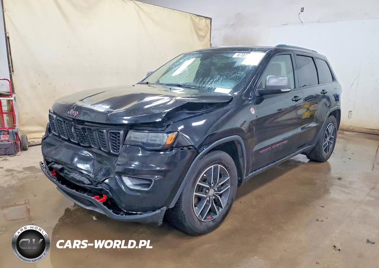 2017 Jeep Grand Cherokee Trailhawk VIN:1C4RJFLG9HC929842 - 1
