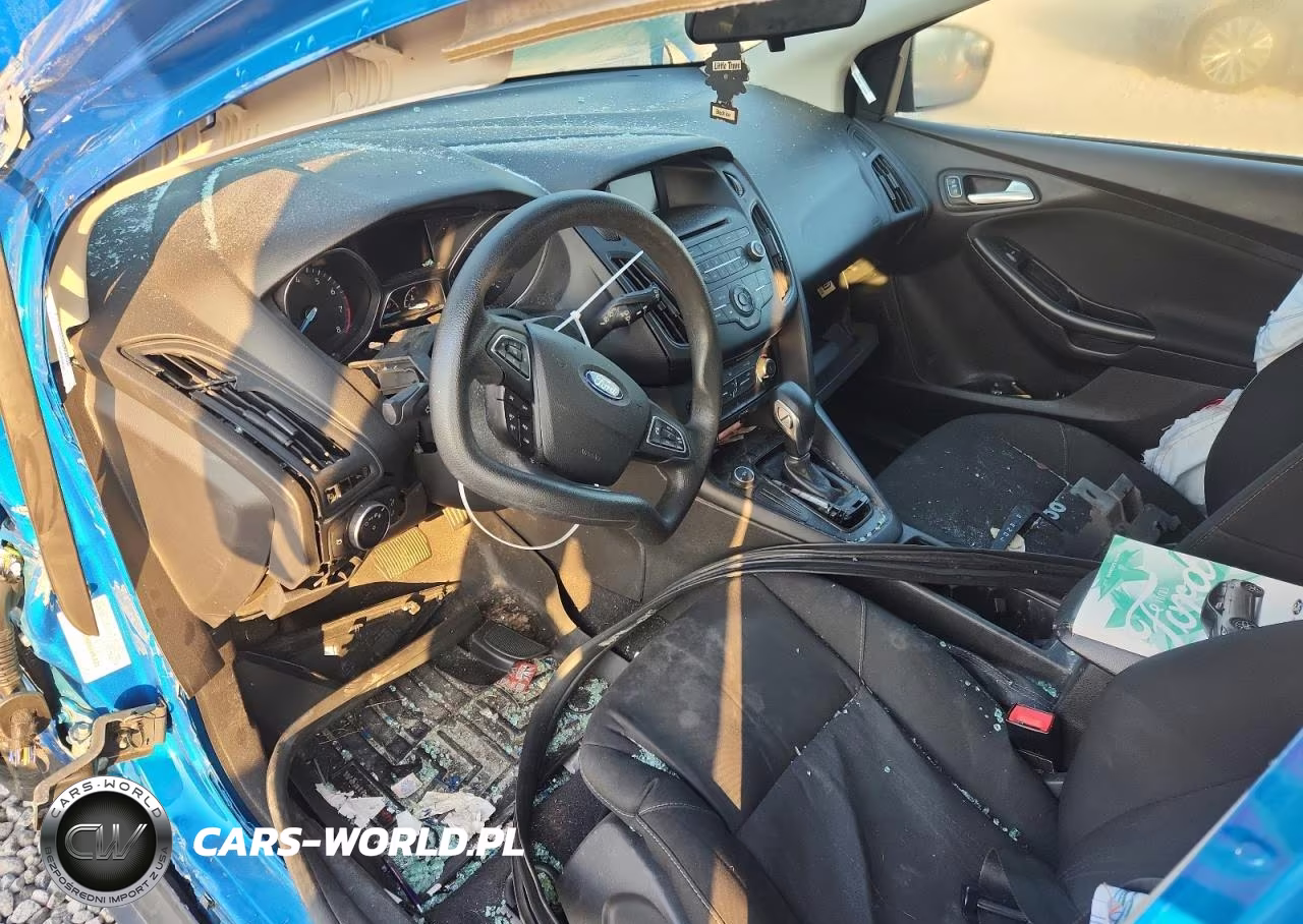 2017 Ford Focus Se VIN:1FADP3K20HL212300 - 8