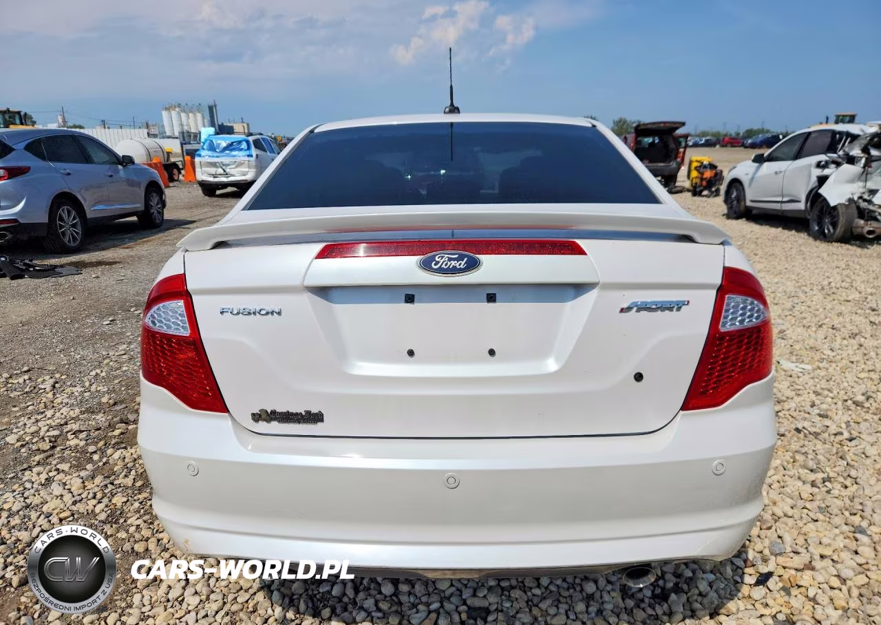2011 Ford Fusion Sport VIN:3FAHP0KCXBR126638 - 6
