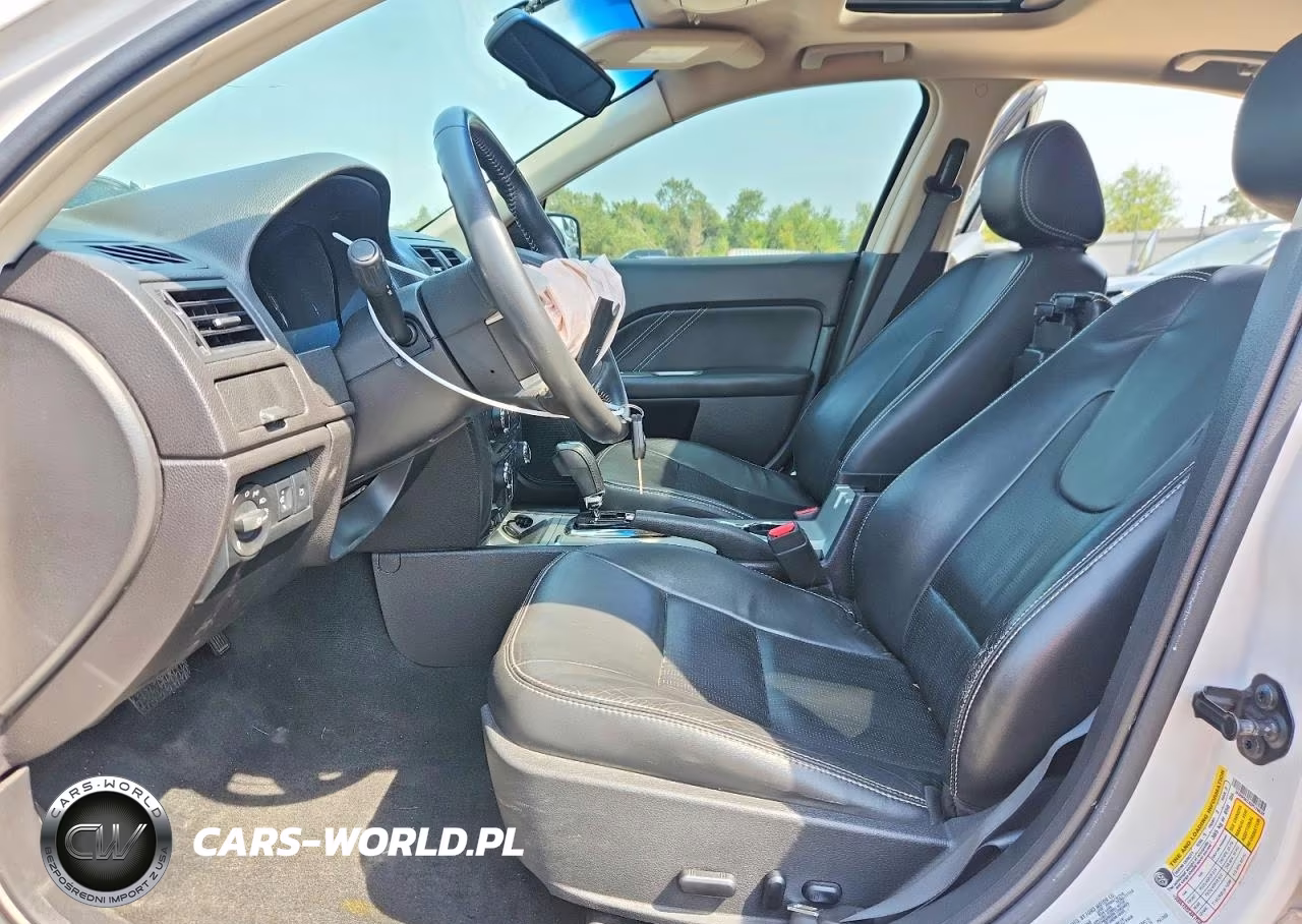 2011 Ford Fusion Sport VIN:3FAHP0KCXBR126638 - 7