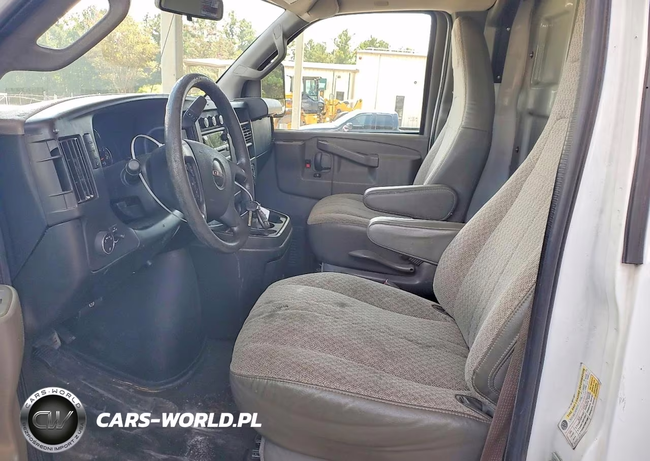 2018 GMC Savana Cutaway G3500 VIN:1GD07RFG9J1189632 - 7