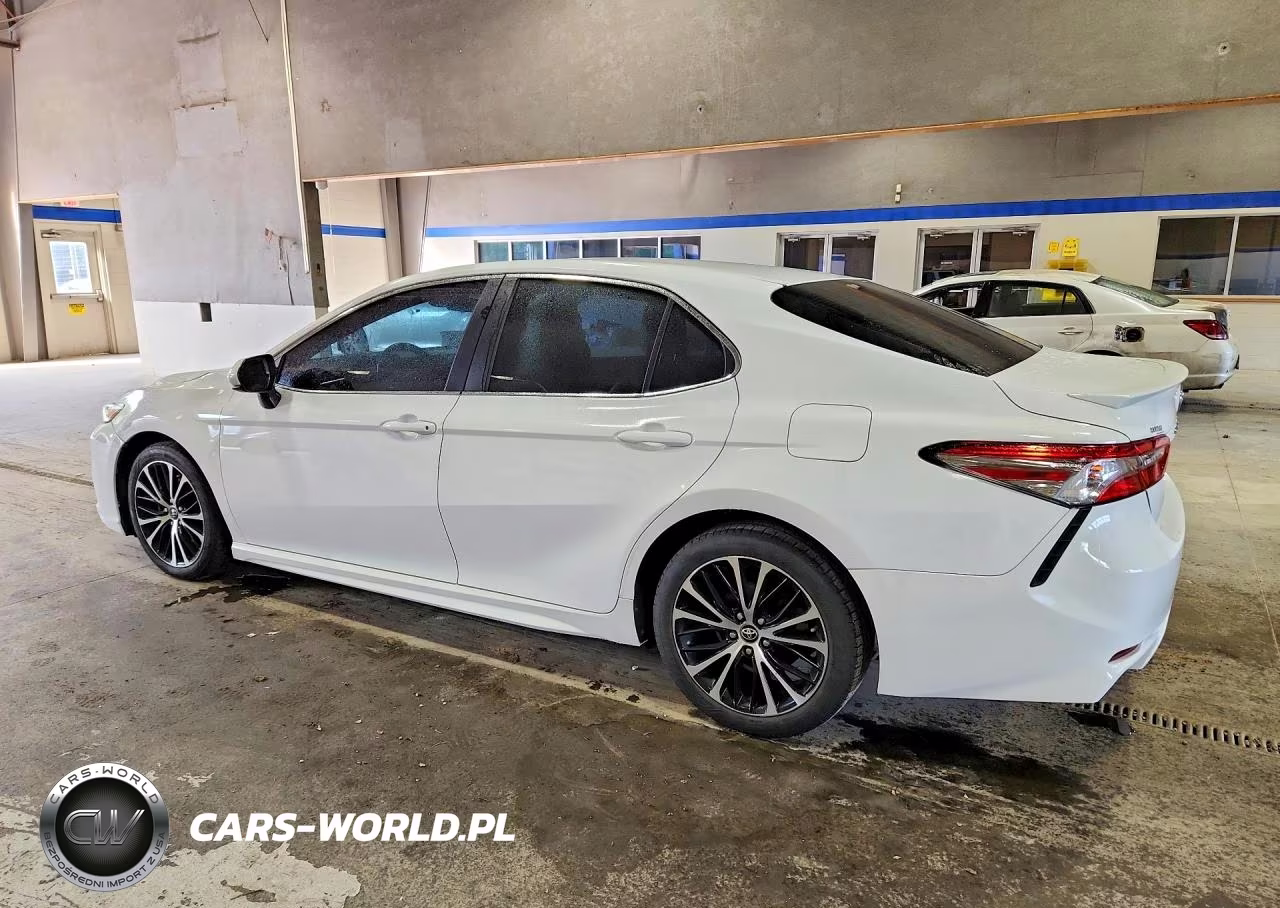 2018 Toyota Camry Se VIN:4T1B11HK2JU538190 - 2