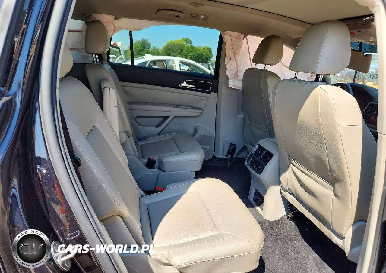 2018 Volkswagen Atlas Sel VIN:1V2RR2CA1JC590009 - 11