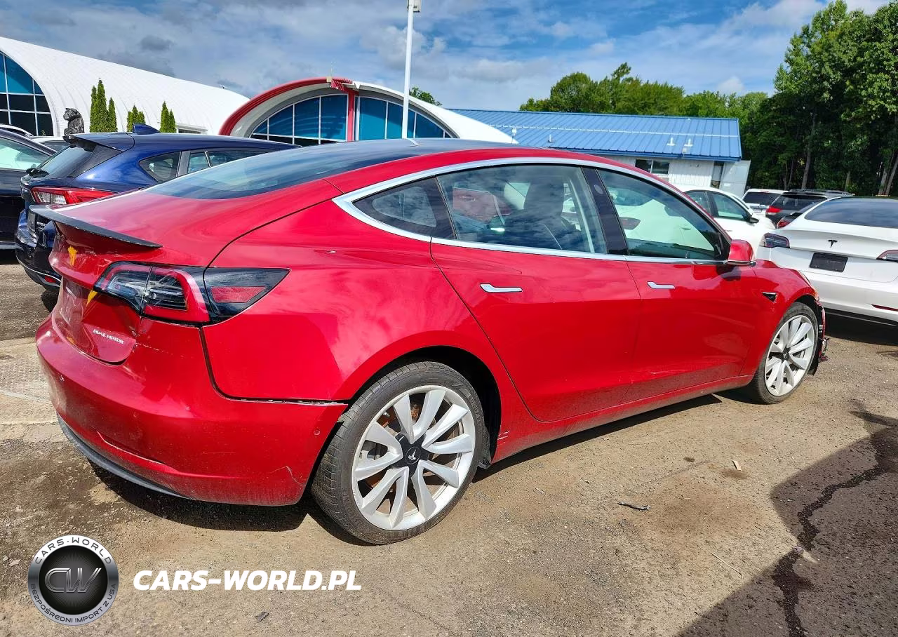 2018 Tesla Model 3 VIN:5YJ3E1EB5JF146136 - 3