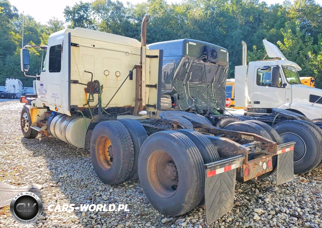 2017 International Prostar Semi Truck VIN:3HSDJAPR0HN648439 - 2
