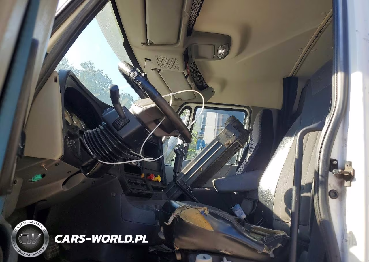 2017 International Prostar Semi Truck VIN:3HSDJAPR0HN648439 - 7