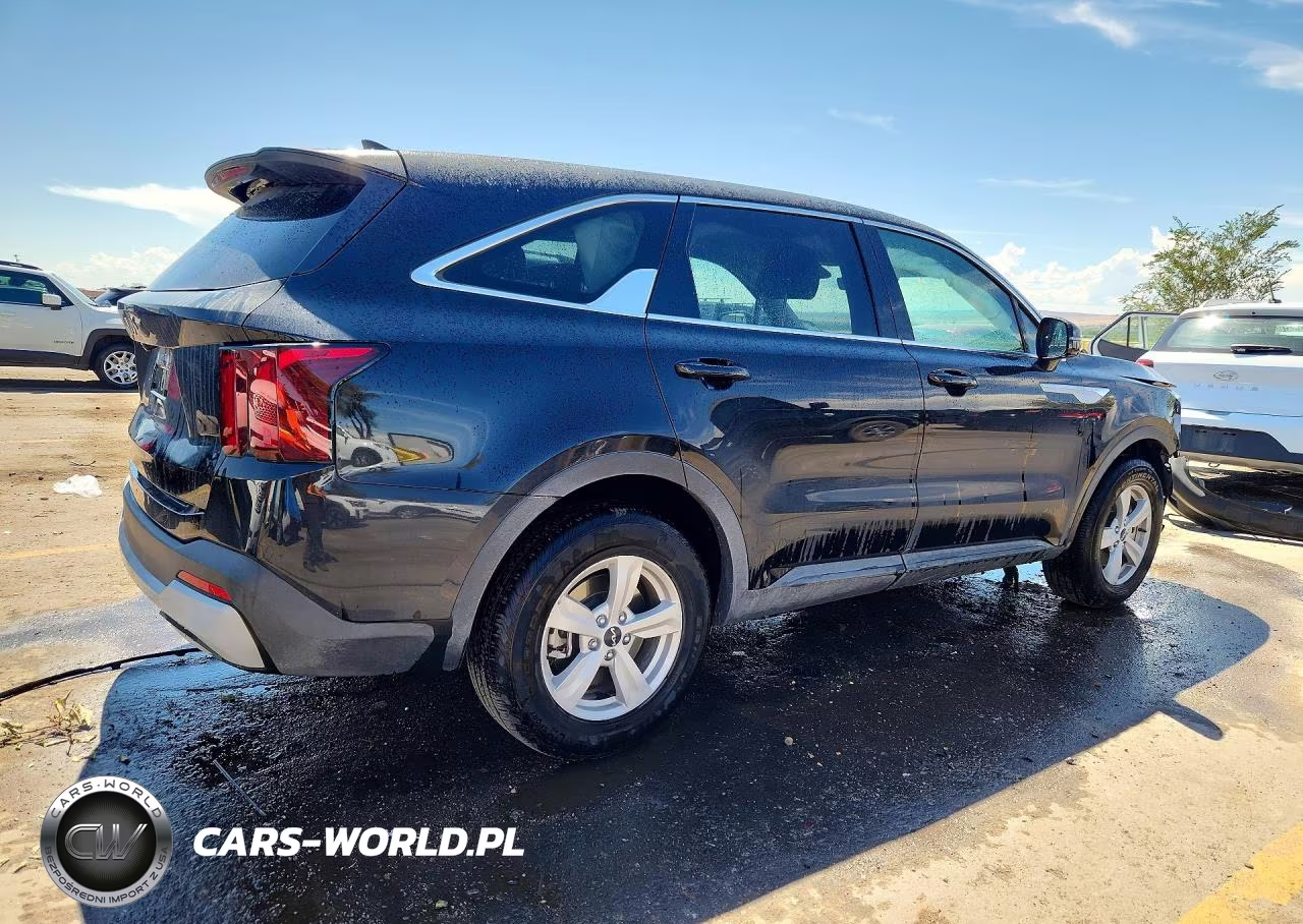 2026 Kia Sorento Lx VIN:5XYRG4JC2TG457281 - 3