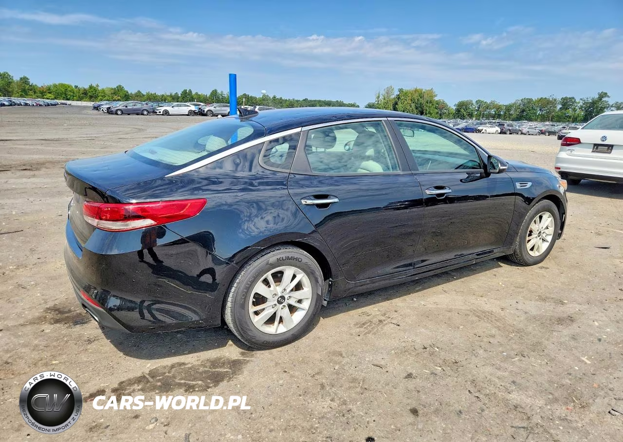 2018 Kia Optima Lx VIN:5XXGT4L35JG232693 - 3