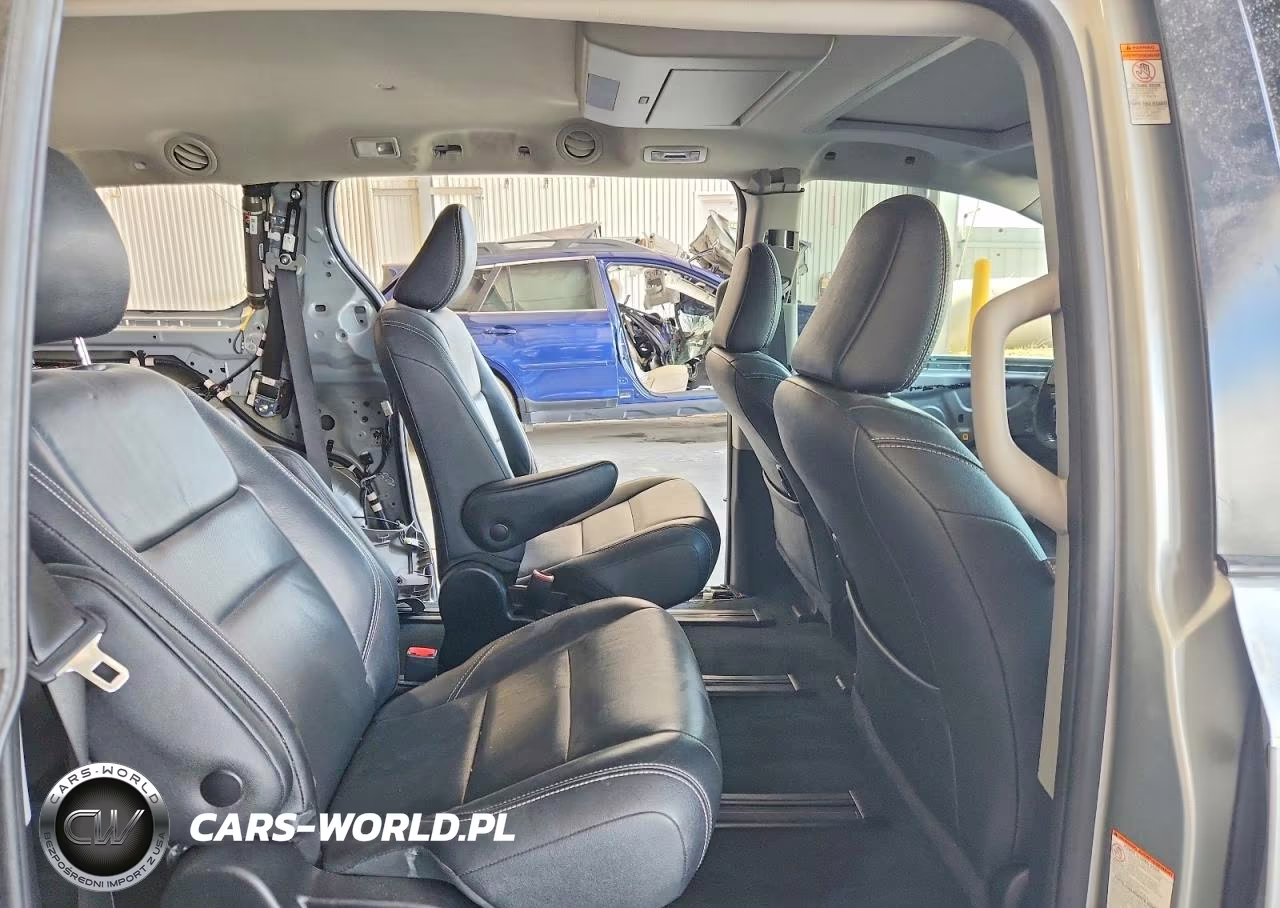 2019 Toyota Sienna Se Premium 7-Passenger VIN:5TDEZ3DC8KS216924 - 11