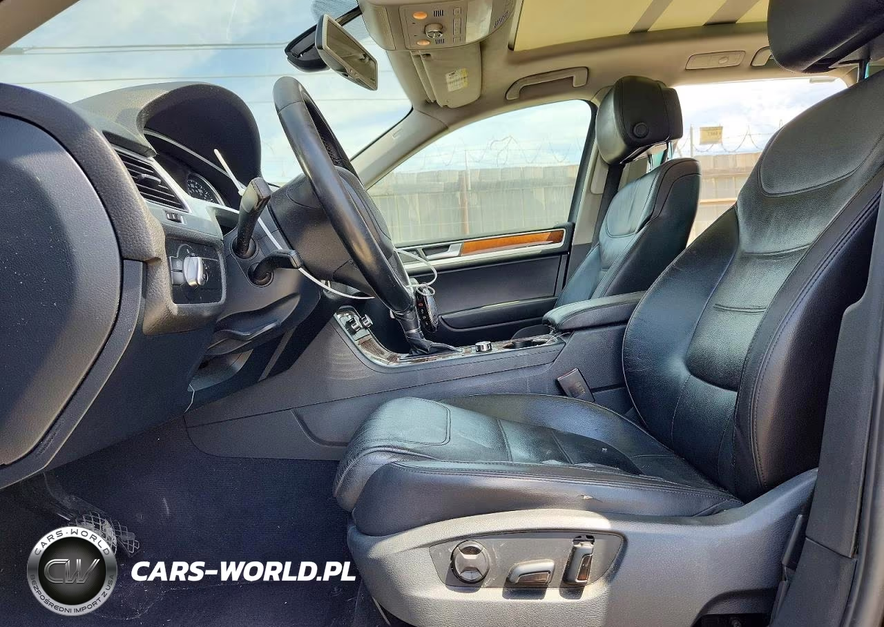 2013 Volkswagen Touareg V6 VIN:WVGEF9BP0DD004871 - 7