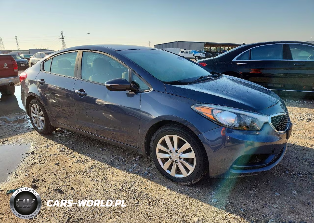 2016 Kia Forte Lx VIN:KNAFX4A64G5608128 - 4