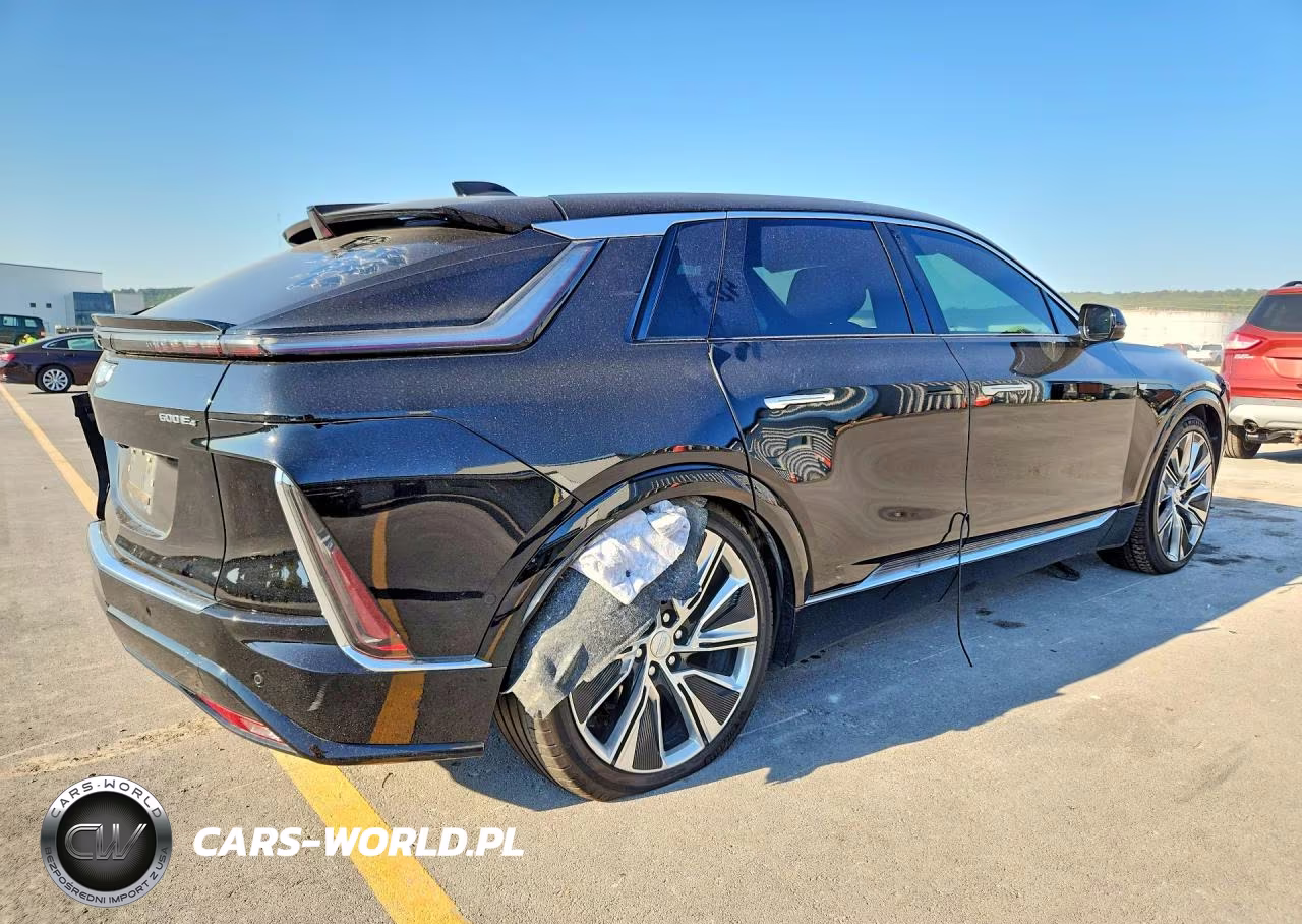 2024 Cadillac Lyriq Luxury VIN:1GYKPSRL9RZ128365 - 3