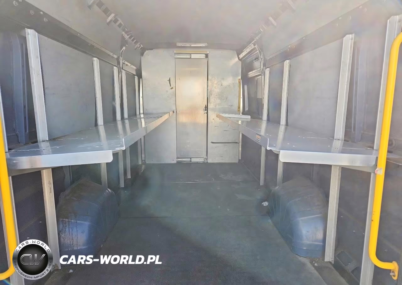 2020 Ram Promaster 3500 Delivery Van VIN:3C6URVJG2LE139923 - 10
