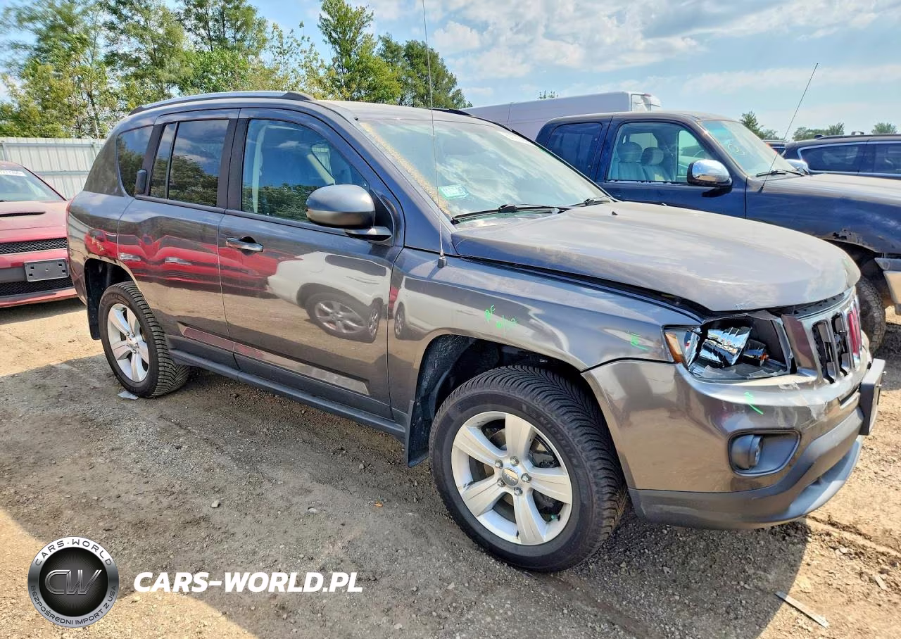 2016 Jeep Compass Sport VIN:1C4NJDBB4GD542889 - 4