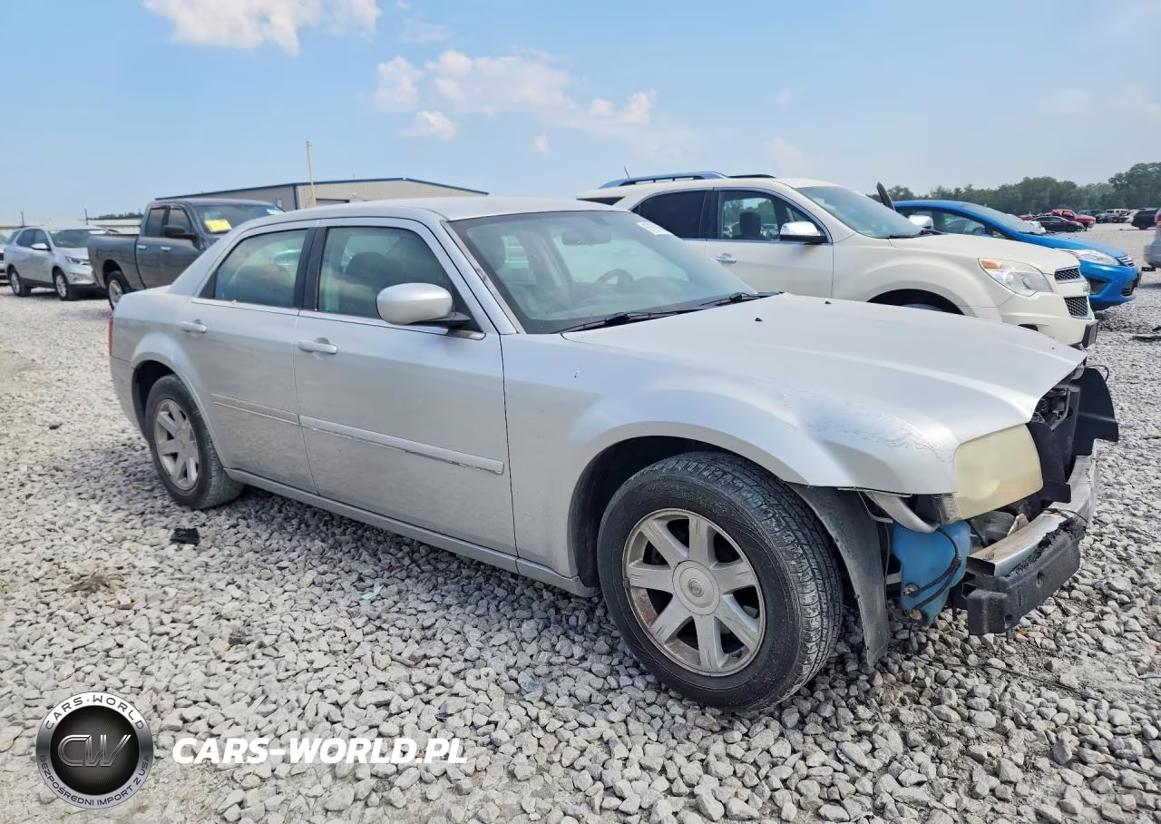 2005 Chrysler 300 Touring VIN:2C3JA53G55H540717 - 4