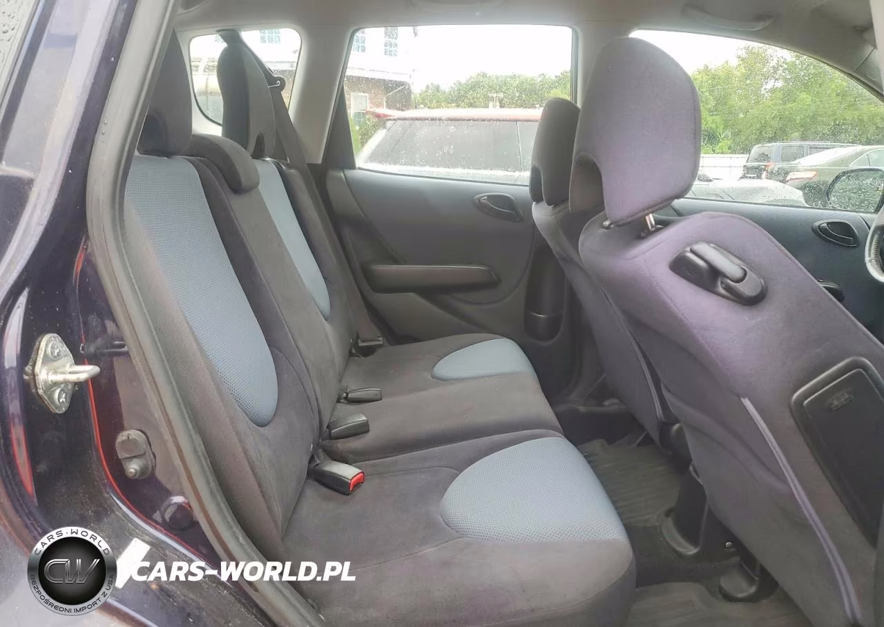 2008 Honda Fit Sport VIN:JHMGD38678S025487 - 10