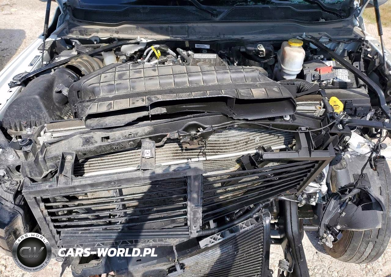 2025 Ram 5500 VIN:3C7WRNFL9SG570367 - 11