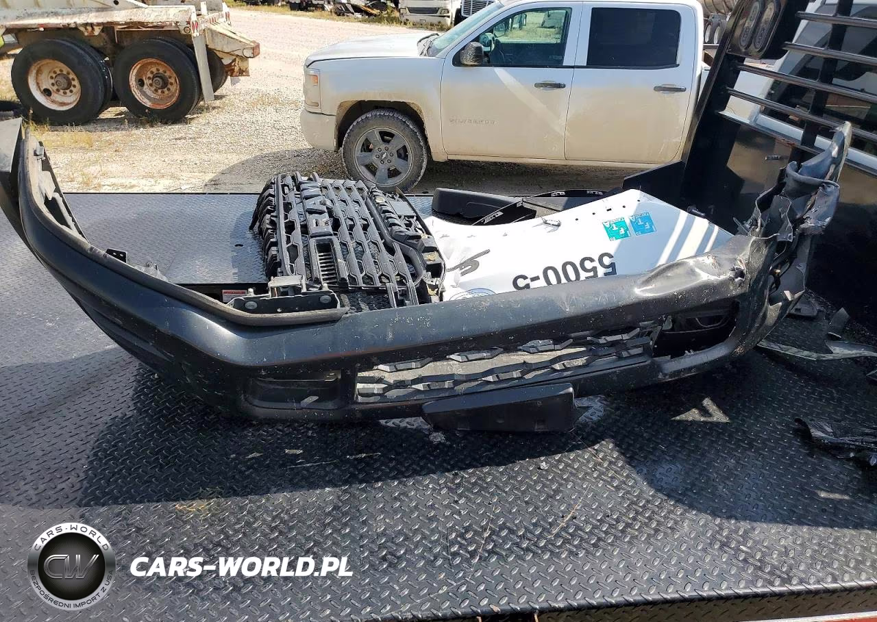 2025 Ram 5500 VIN:3C7WRNFL9SG570367 - 12