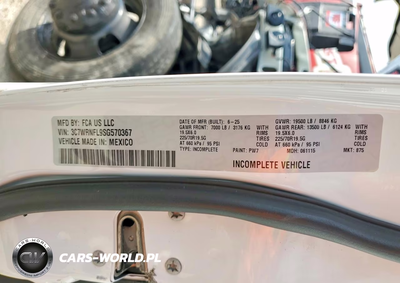 2025 Ram 5500 VIN:3C7WRNFL9SG570367 - 13