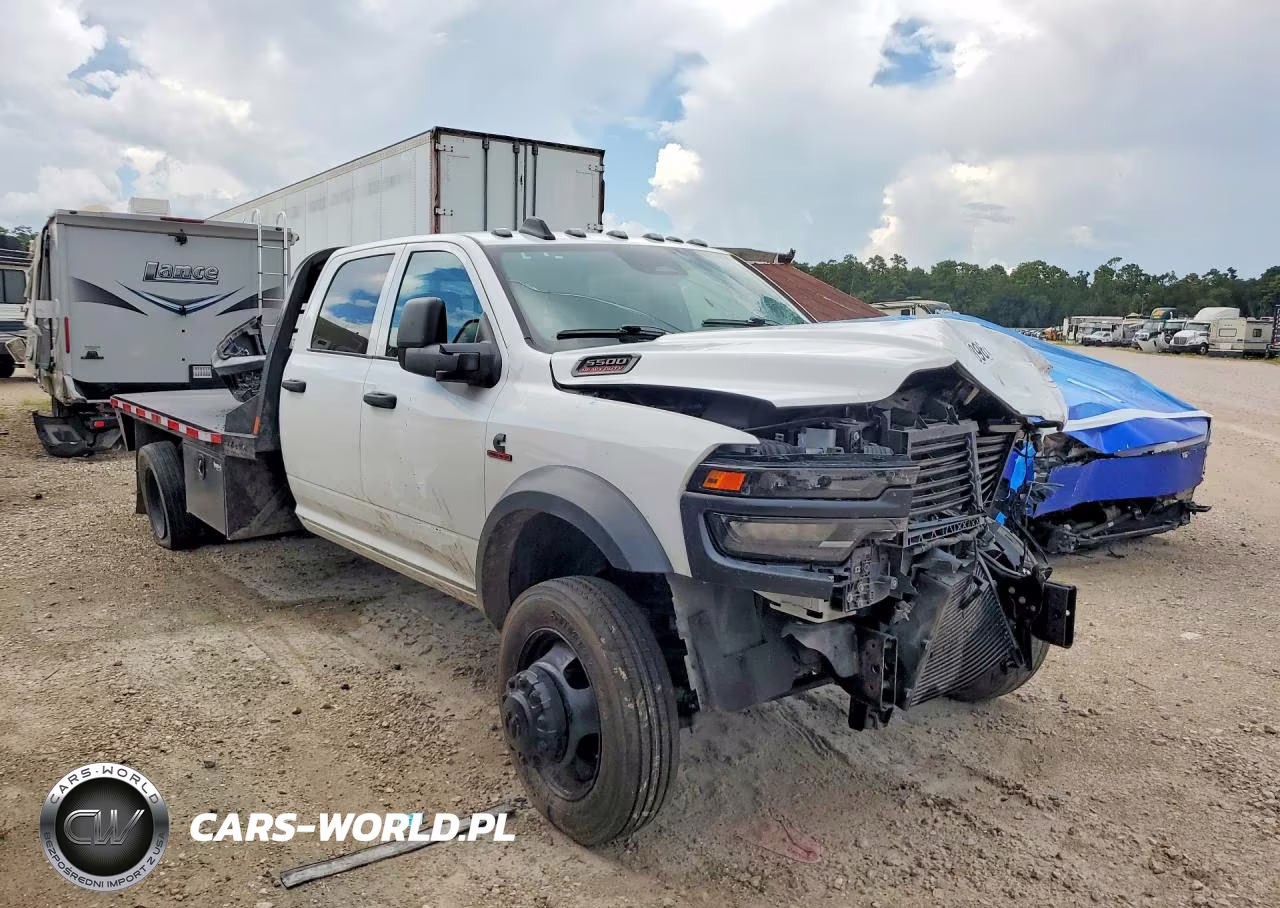 2025 Ram 5500 VIN:3C7WRNFL9SG570367 - 4