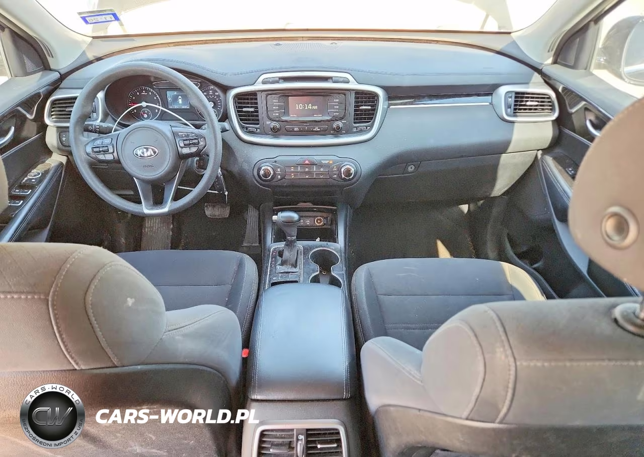 2018 Kia Sorento L VIN:5XYPG4A33JG427484 - 8