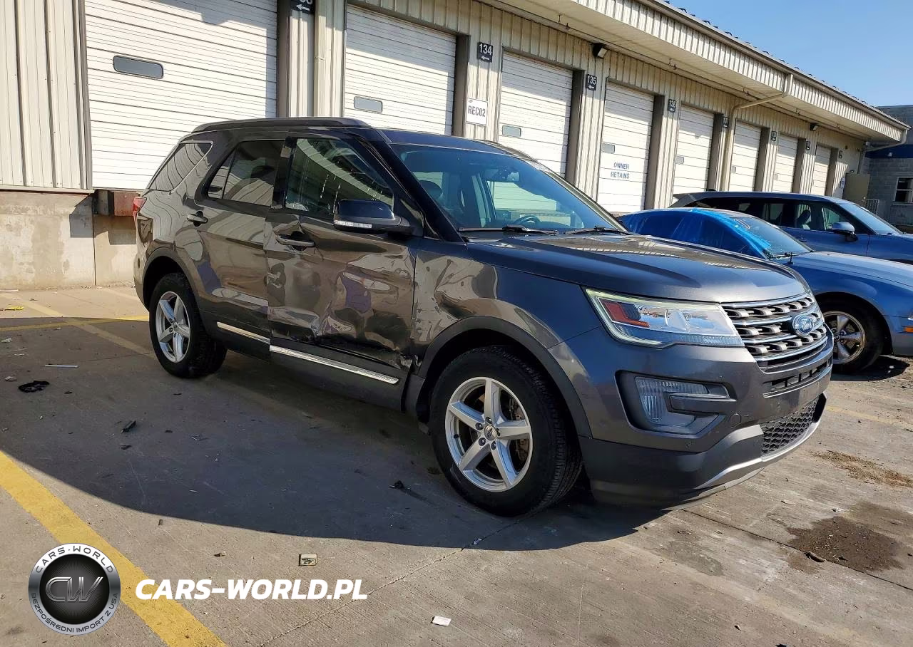 2017 Ford Explorer Xlt VIN:1FM5K8D81HGD97814 - 4