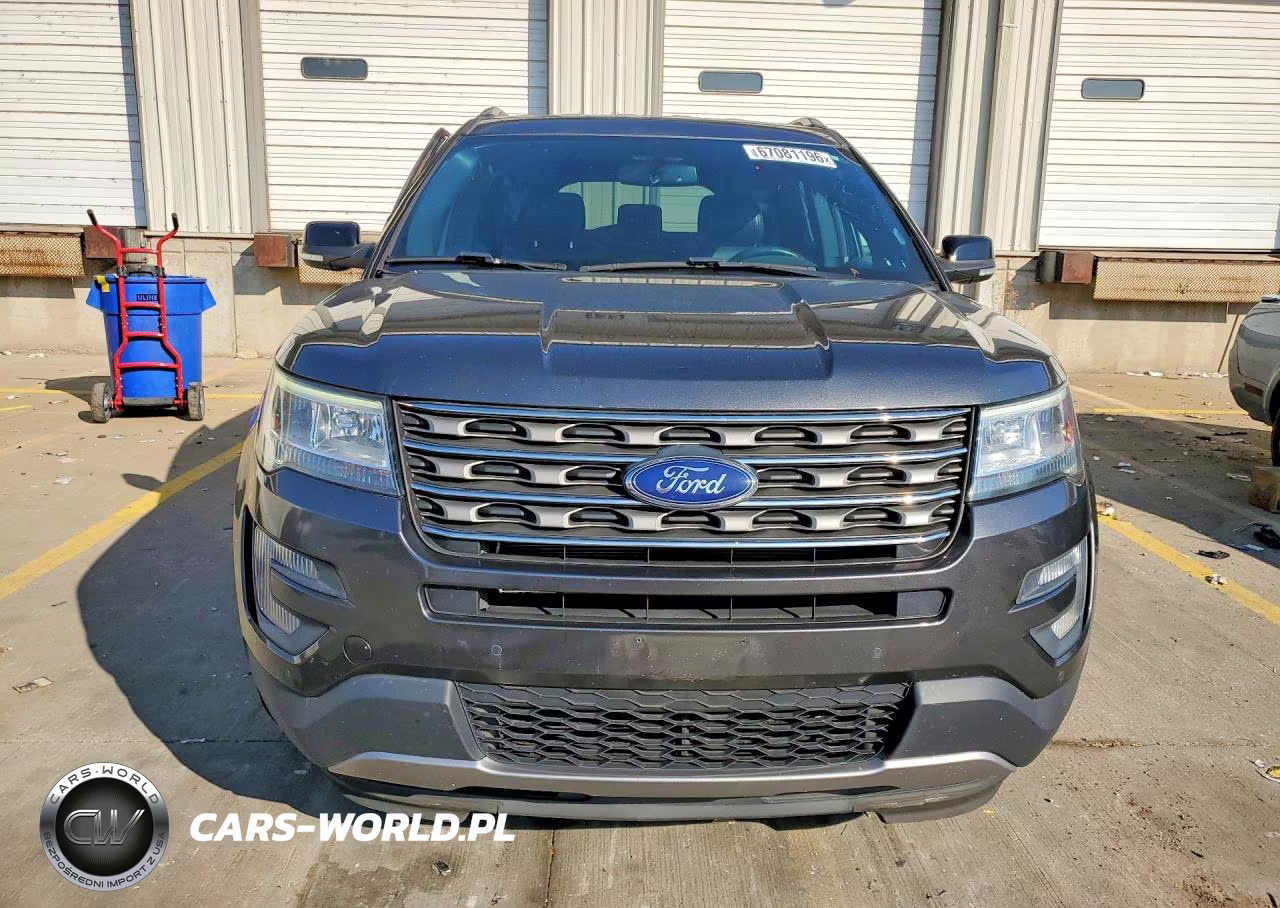 2017 Ford Explorer Xlt VIN:1FM5K8D81HGD97814 - 5