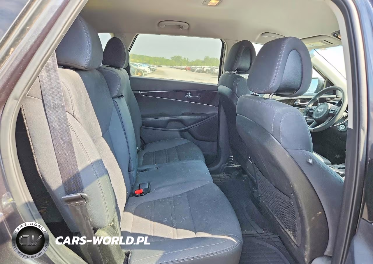 2016 Kia Sorento Lx VIN:5XYPGDA31GG146292 - 11