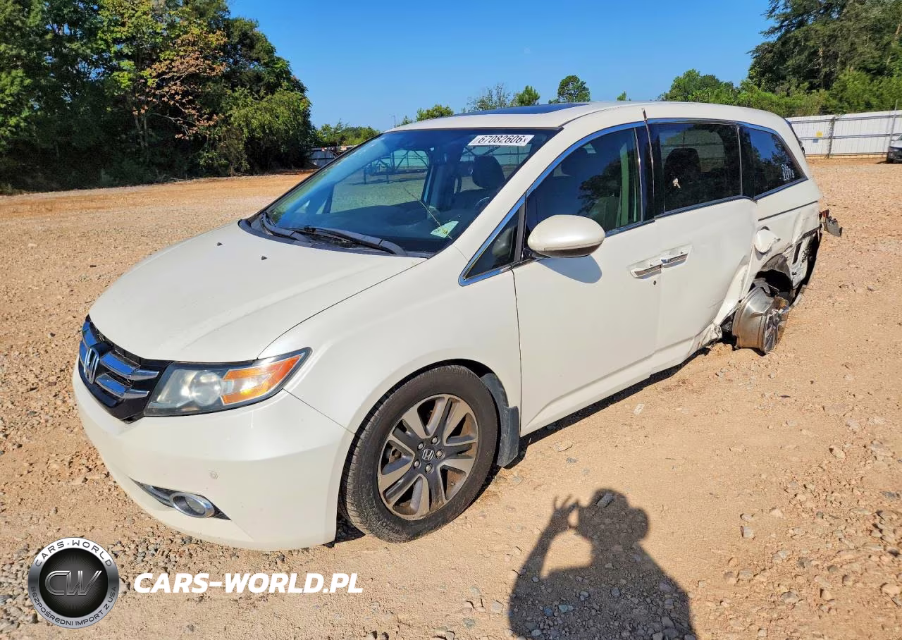2015 Honda Odyssey Touring – zdjęcie 1 z 13