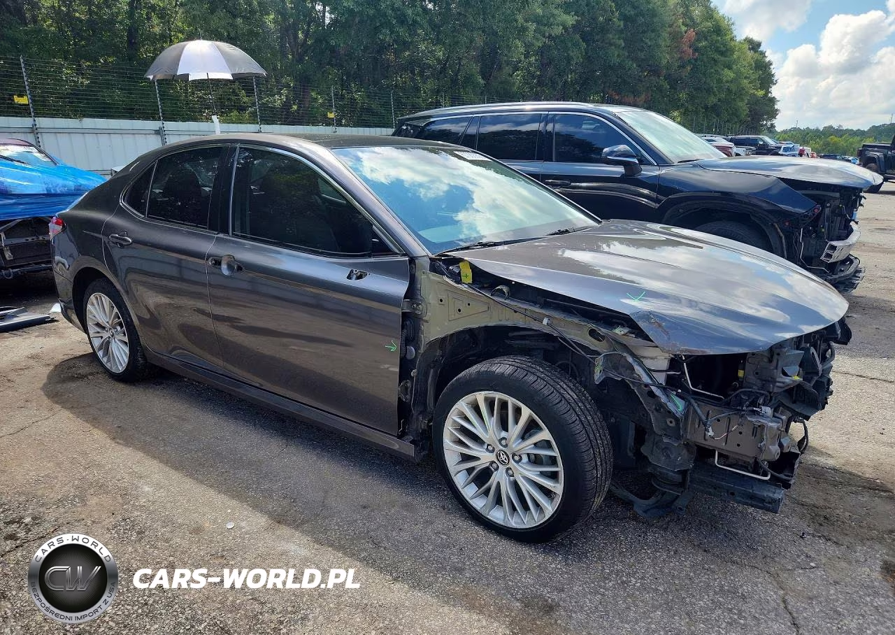 2018 Toyota Camry Xle VIN:4T1B11HK4JU038905 - 4