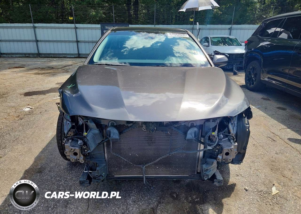 2018 Toyota Camry Xle VIN:4T1B11HK4JU038905 - 5