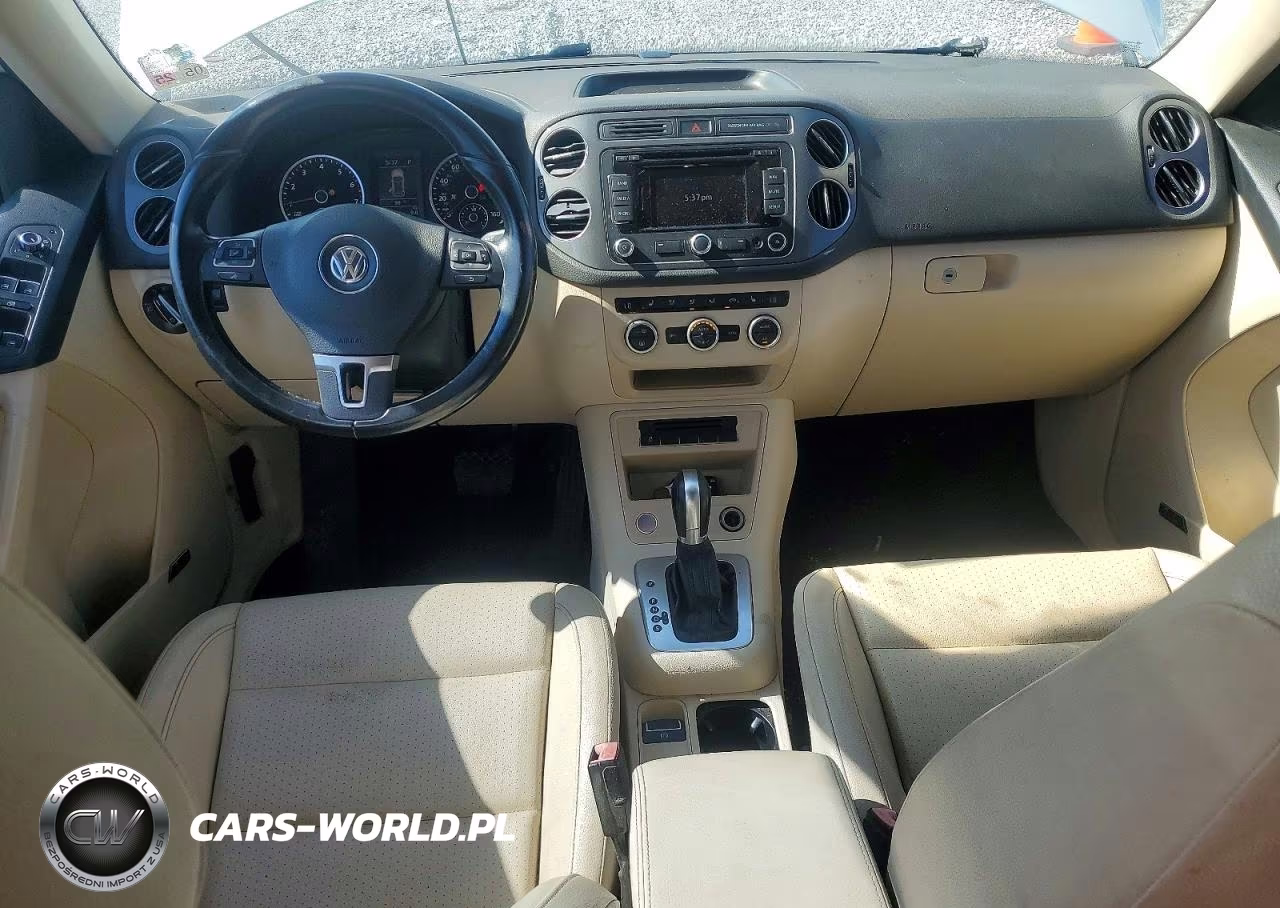 2015 Volkswagen Tiguan S VIN:WVGAV7AX9FW593045 - 8