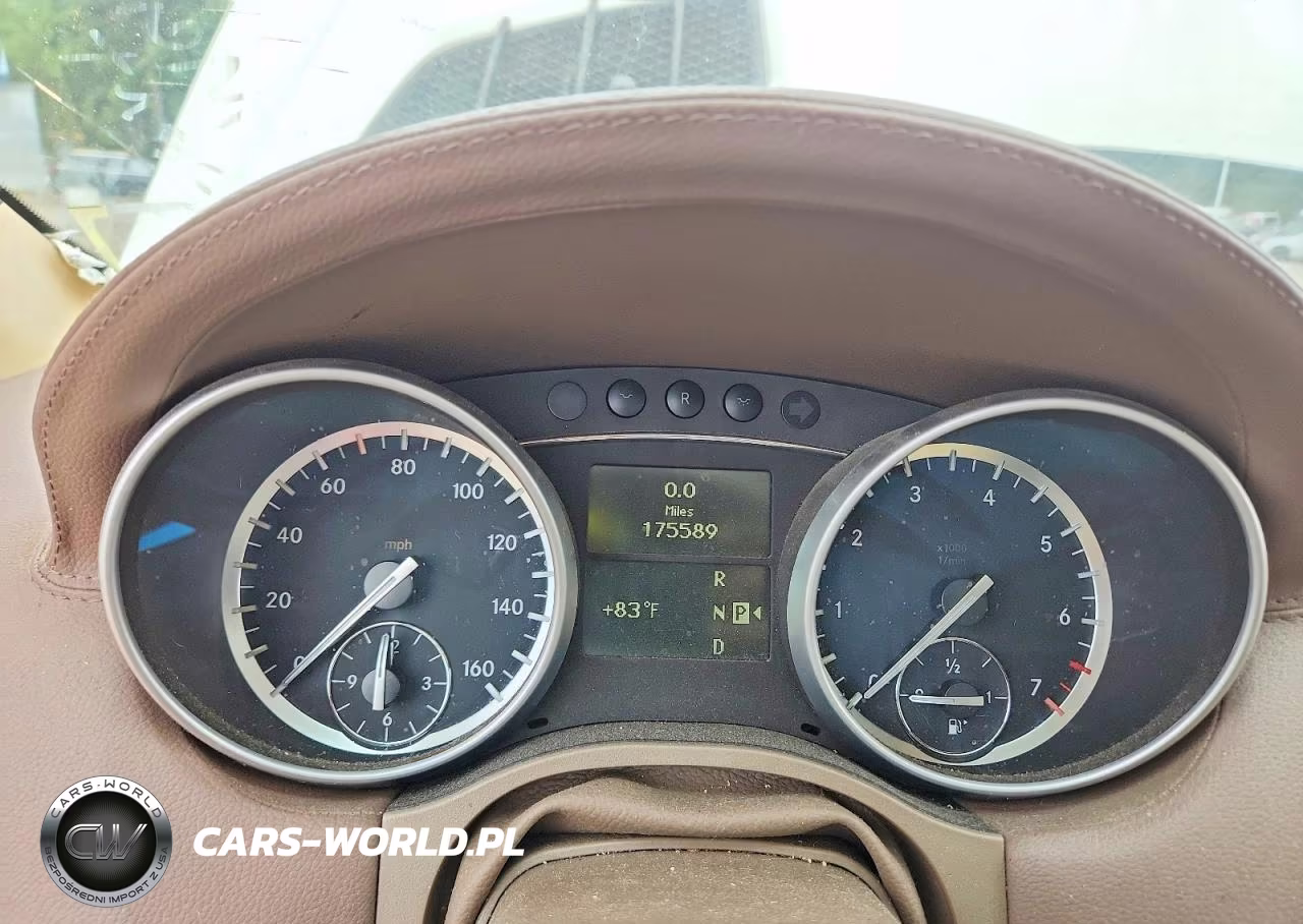 2012 Mercedes-Benz Gl 550 4Matic VIN:4JGBF8GE0CA765761 - 9