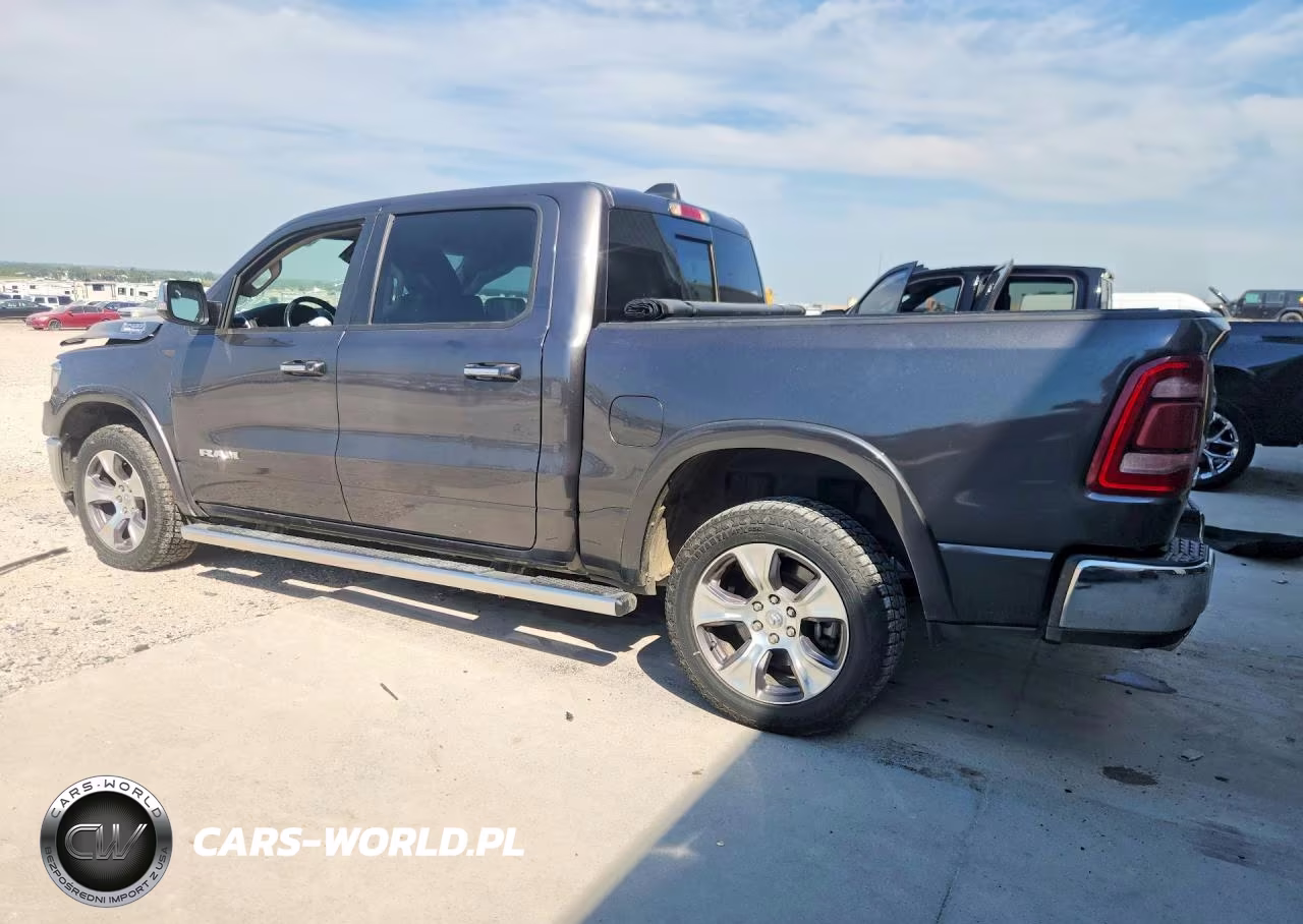 2021 Ram 1500 Laramie VIN:1C6SRFJT8MN786320 - 2