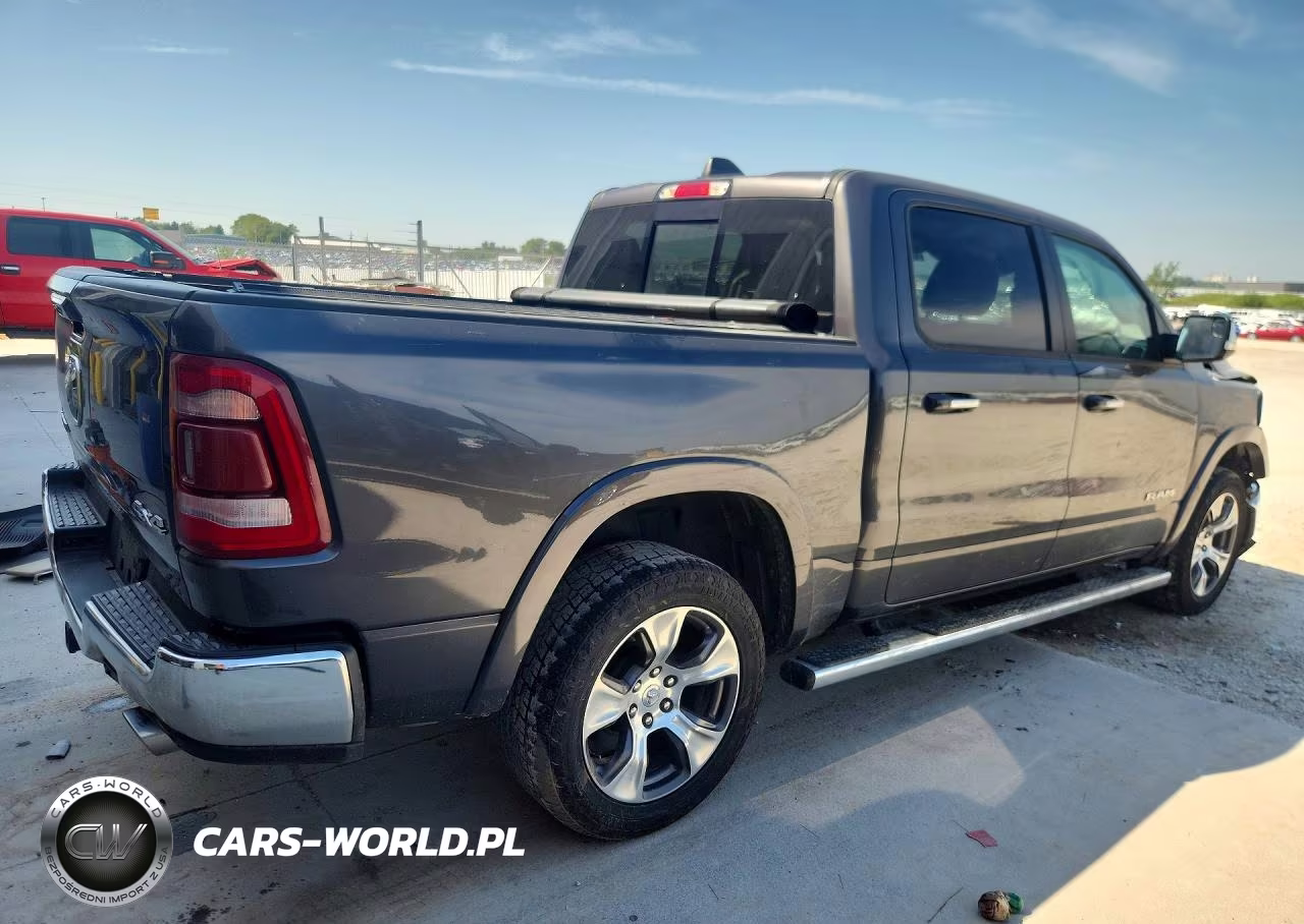 2021 Ram 1500 Laramie VIN:1C6SRFJT8MN786320 - 3