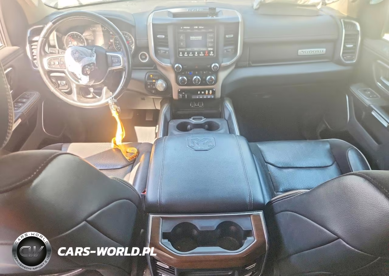 2021 Ram 1500 Laramie VIN:1C6SRFJT8MN786320 - 8