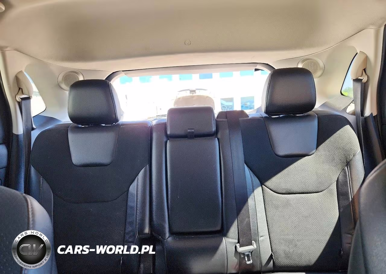 2016 Ford Edge Sport VIN:2FMPK4AP2GBB52247 - 10