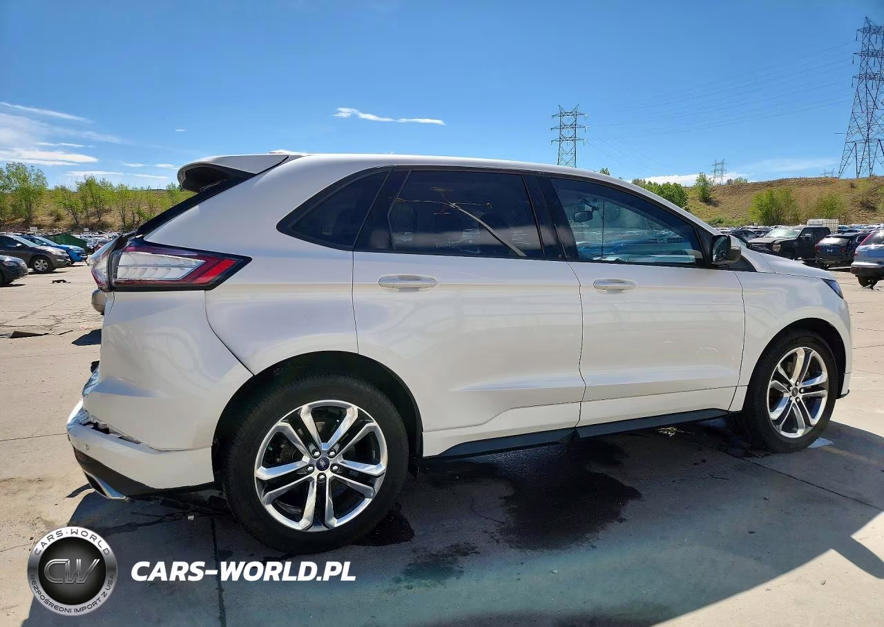 2016 Ford Edge Sport VIN:2FMPK4AP2GBB52247 - 3