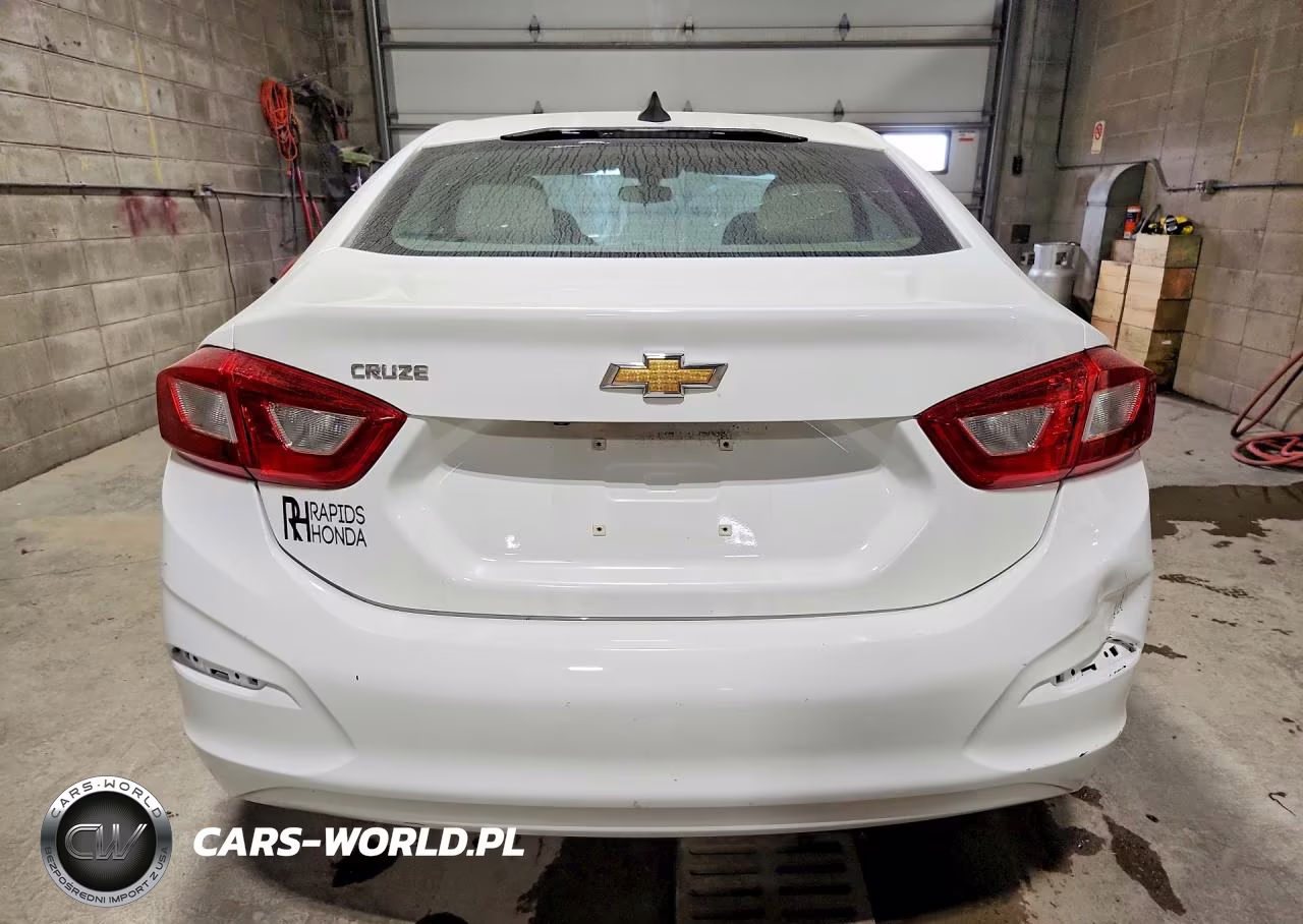 2017 Chevrolet Cruze Ls VIN:3G1BC5SMXHS565236 - 6