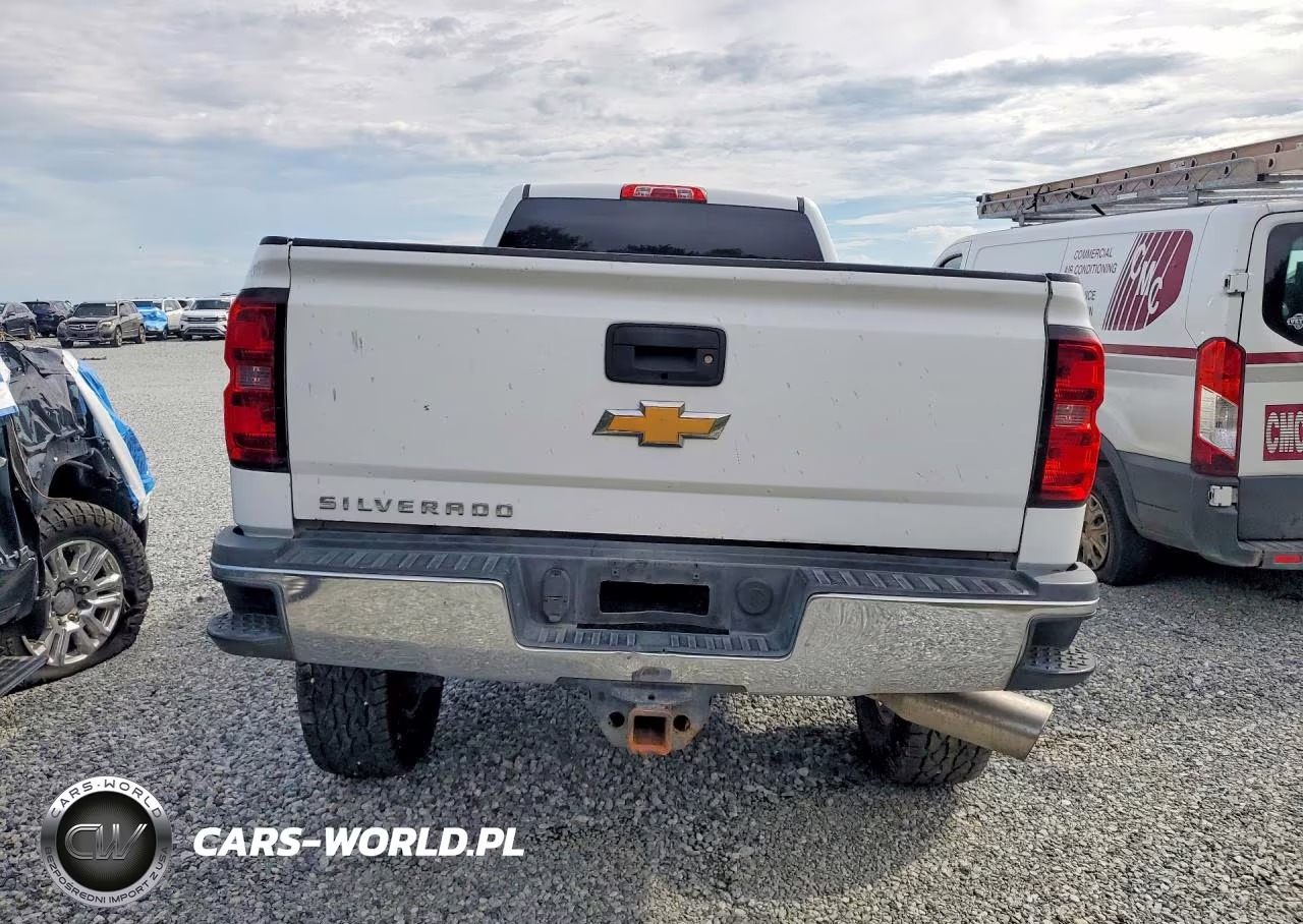 2015 Chevrolet Silverado K2500 Heavy Duty VIN:1GC1KUE8XFF182431 - 6