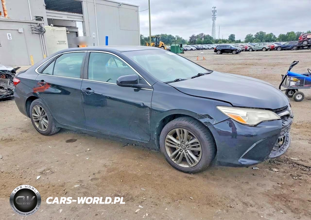 2017 Toyota Camry Se VIN:4T1BF1FK8HU421566 - 4