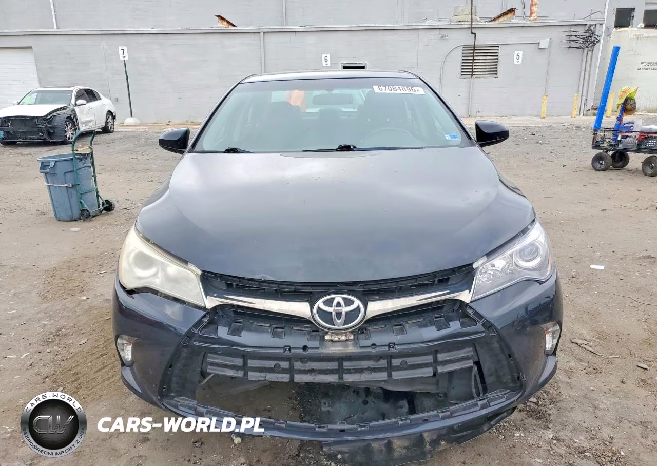 2017 Toyota Camry Se VIN:4T1BF1FK8HU421566 - 5