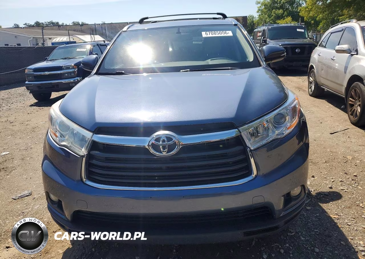 2015 Toyota Highlander Xle VIN:5TDJKRFH2FS214655 - 5