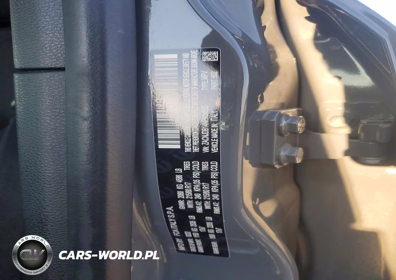 2022 Jeep Renegade Latitude VIN:ZACNJDB14NPN54530 - 13